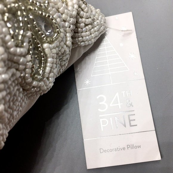 34th & Pine Christmas Silver Snowflake Beaded Throw Pillow Decor 16" Holiday NEW - Picture 4 of 10